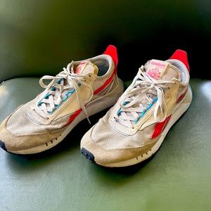 Vintage Reebok Sneakers Size 11
